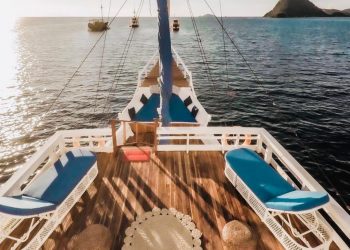 Pesan paket wisata ke Labuan Bajo untuk tiket pesawat+hotel dengan harga promo termurah. Dapatkan penawaran harga terbaik untuk paket liburan Anda Pesan paket wisata ke Labuan Bajo untuk tiket pesawat+hotel dengan harga promo termurah. Dapatkan penawaran harga terbaik untuk paket liburan Anda